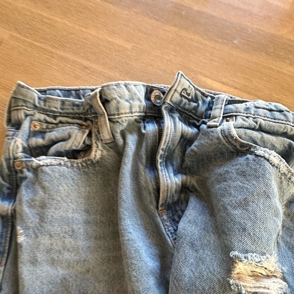 Gap Teens Wide Stride Classic Blue Distressed Jeans. - Picture 7 of 12